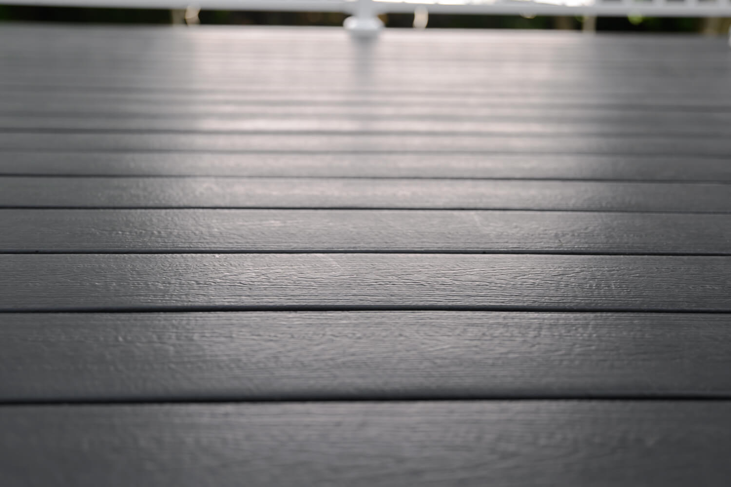 Triumph Slate Deck Depth Detail