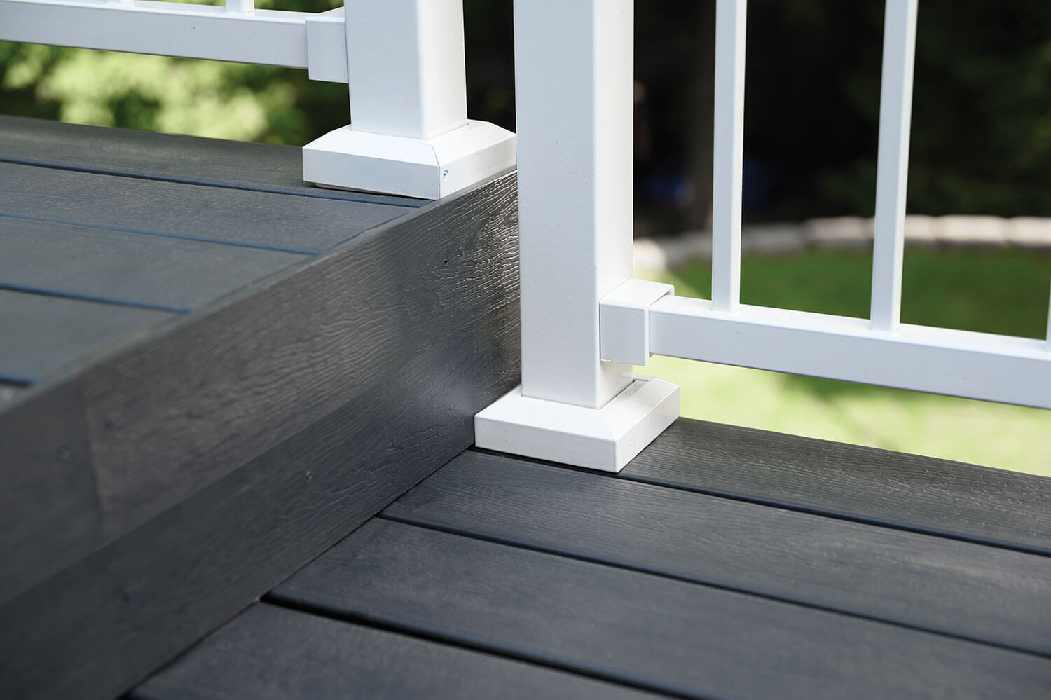 Triumph Slate Step and Rail Detail