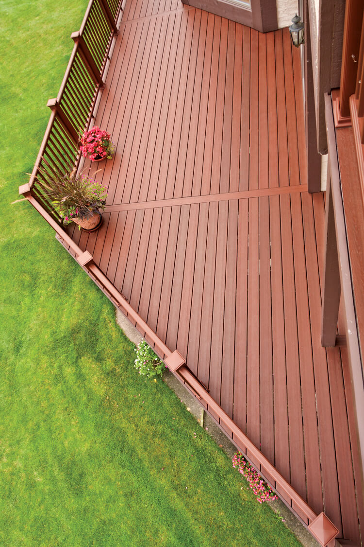 Fusion Rosewood Decking & Railing