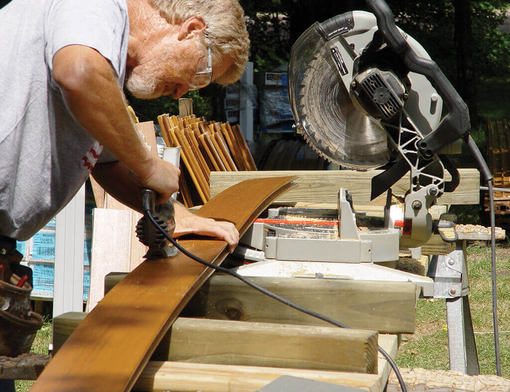 Cutting an UltraDeck Board