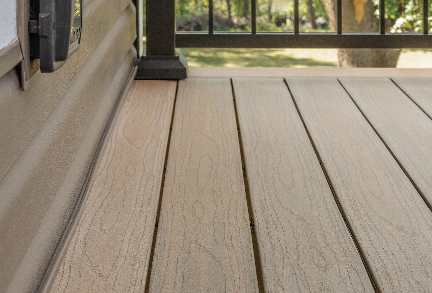 Photo Gallery | UltraDeck